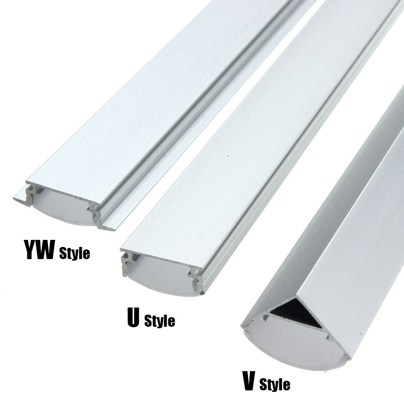 Aluminum under-cabinet LED channel with diffuser cover