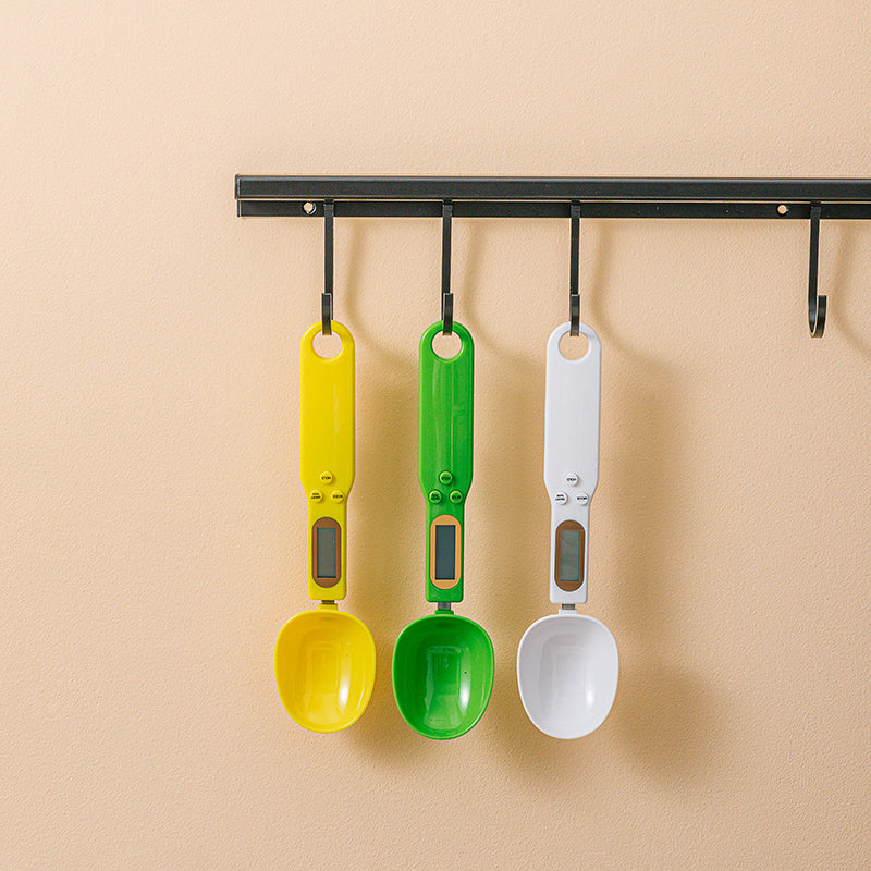 Compact digital spoon scale in black color option
