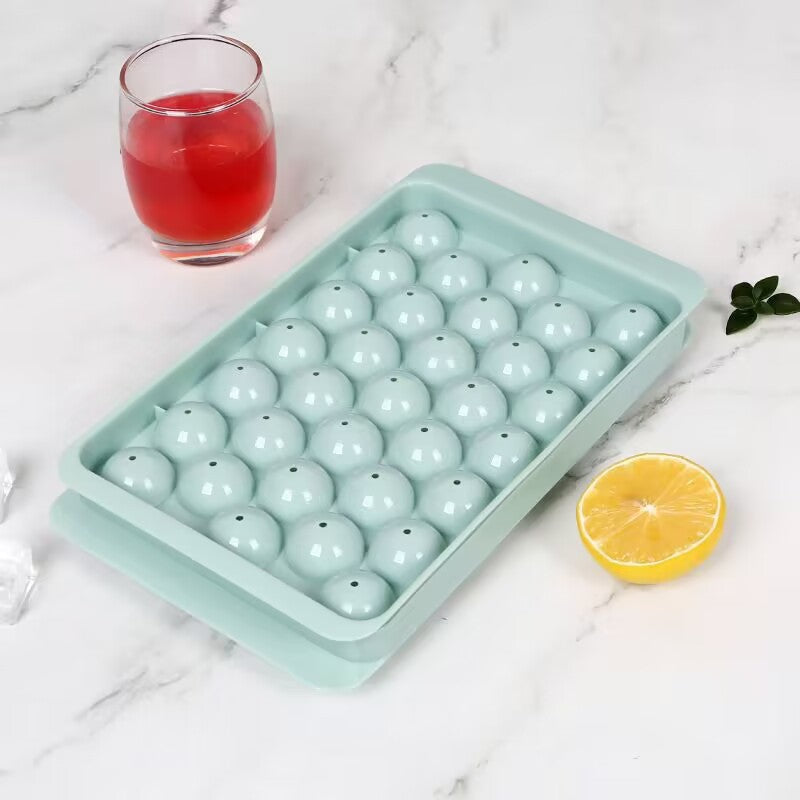 Silicone ice cube tray with lid in blue